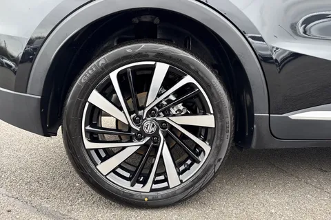 PE25HHB MG Mg Zs 1.5 Hybrid+ Trophy Auto Euro 6 (s/s) 5dr Thumbnail #11