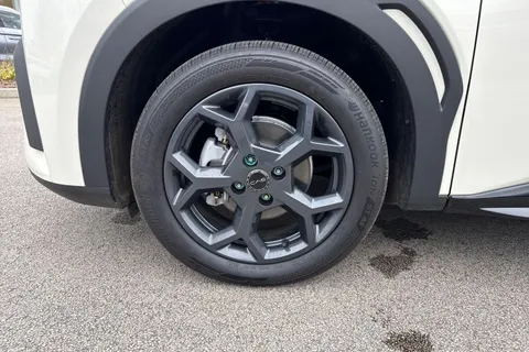 LA25YLV BYD Dolphin Surf 115kW Comfort 43kWh 5dr Auto Thumbnail #7