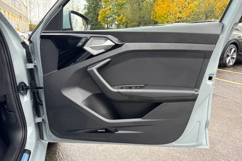 PN75FNE Audi A1 Sport 25 TFSI 95 PS S tronic Thumbnail #40