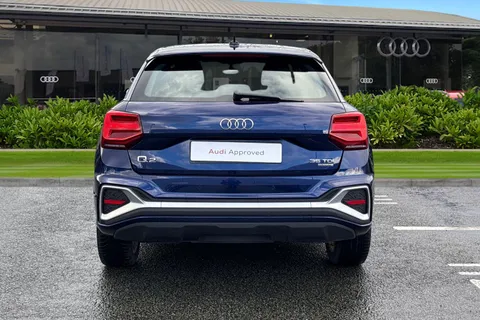 GL21BVK Audi Q2 S line 35 TDI quattro 150 PS S tronic Thumbnail #5