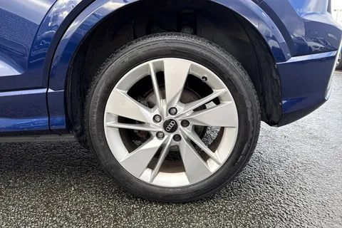 GL21BVK Audi Q2 S line 35 TDI quattro 150 PS S tronic Thumbnail #13