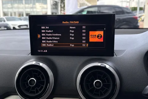 GL21BVK Audi Q2 S line 35 TDI quattro 150 PS S tronic Thumbnail #33