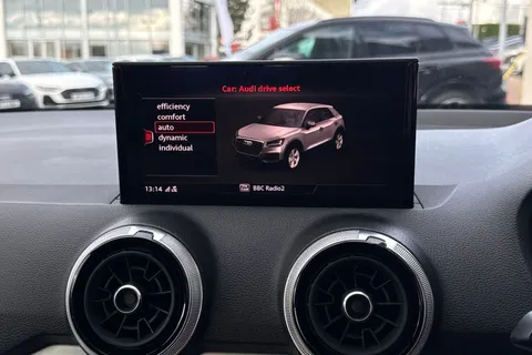 GL21BVK Audi Q2 S line 35 TDI quattro 150 PS S tronic Thumbnail #37