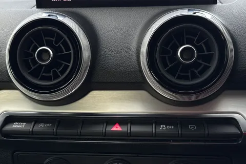 GL21BVK Audi Q2 S line 35 TDI quattro 150 PS S tronic Thumbnail #40