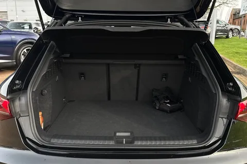 BT75WVB Audi S3 Black Edition TFSI 333 PS S tronic Thumbnail #7