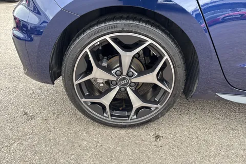 DE75CJV Audi A1 Black Edition 35 TFSI  150 PS S tronic Thumbnail #12