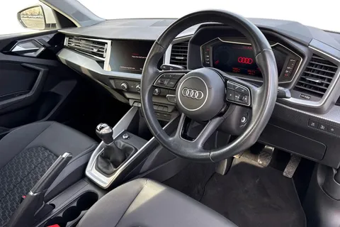 DG23FPV Audi A1 Sport 25 TFSI 95 PS 5-speed Thumbnail #15