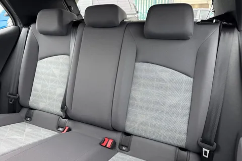 CX22XBW Volkswagen ID.3 107KW Life Pro 58kWh 5dr Auto ⭐Heat Pump, 18' East Derry Alloys⭐ Thumbnail #20