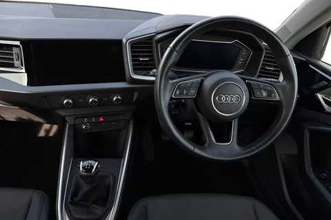 DG23FPV Audi A1 Sport 25 TFSI 95 PS 5-speed Thumbnail #19