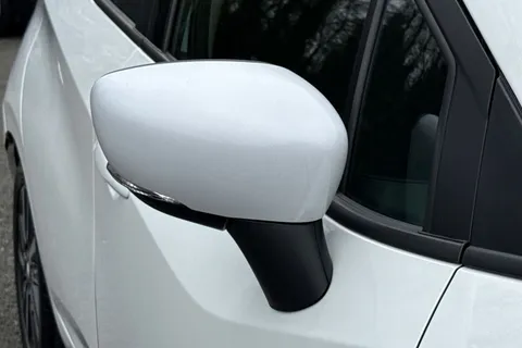 DV18NCU Nissan Micra 1.5 dCi N-Connecta Euro 6 (s/s) 5dr Thumbnail #28