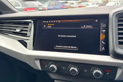 DE75CJV Audi A1 Black Edition 35 TFSI  150 PS S tronic Thumbnail #36