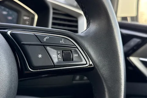 DG23FPV Audi A1 Sport 25 TFSI 95 PS 5-speed Thumbnail #38