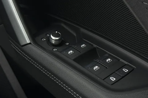 BT75WVB Audi S3 Black Edition TFSI 333 PS S tronic Thumbnail #39