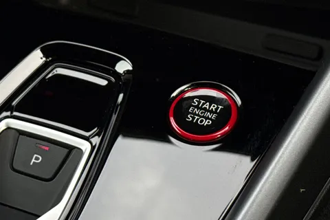 BT75WVB Audi S3 Black Edition TFSI 333 PS S tronic Thumbnail #43