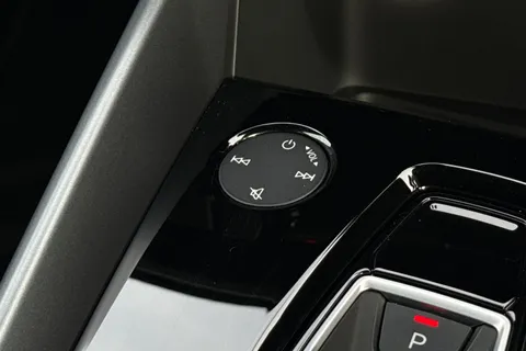 BT75WVB Audi S3 Black Edition TFSI 333 PS S tronic Thumbnail #45