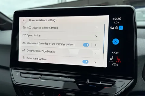 CX22XBW Volkswagen ID.3 107KW Life Pro 58kWh 5dr Auto ⭐Heat Pump, 18' East Derry Alloys⭐ Thumbnail #46