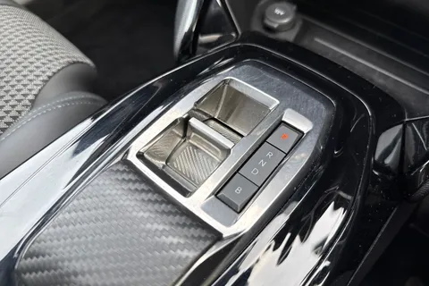 CF72JWG PEUGEOT e-2008 50kWh GT Auto 5dr (7kW Charger) Thumbnail #49