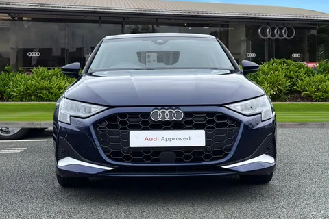 MC25KZT Audi A3 Sport 30 TFSI 116 PS S tronic Thumbnail #7