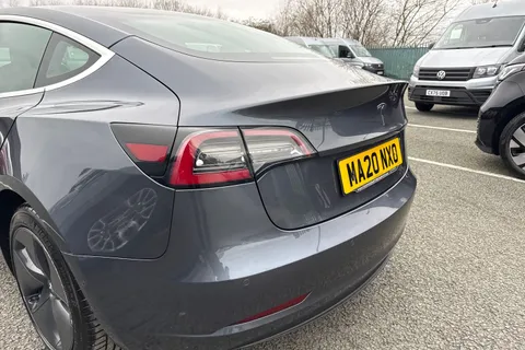 MA20NXO Tesla Model 3 Standard Range Plus Auto RWD 4dr Thumbnail #9