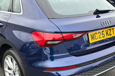 MC25KZT Audi A3 Sport 30 TFSI 116 PS S tronic Thumbnail #9