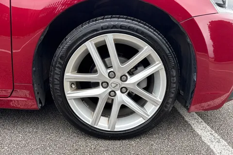 ML18DMY Lexus Ct 1.8 200h Luxury CVT Euro 6 (s/s) 5dr Thumbnail #10