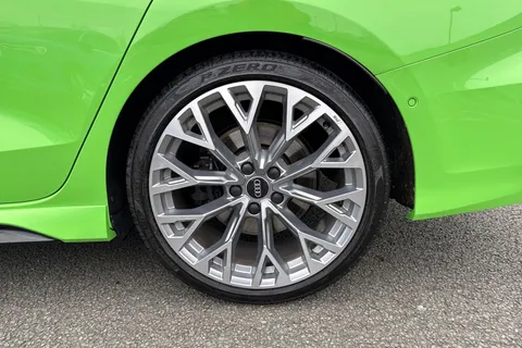 12 of 67 for Audi RS 3 RS 3 Saloon 400 PS S tronic