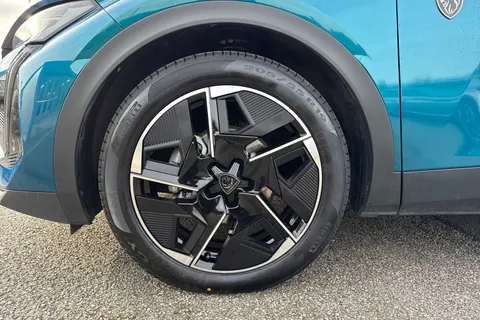 11 of 66 for PEUGEOT 408 1.2 HYBRID GT Fastback e-DSC6 Euro 6 (s/s) 5dr