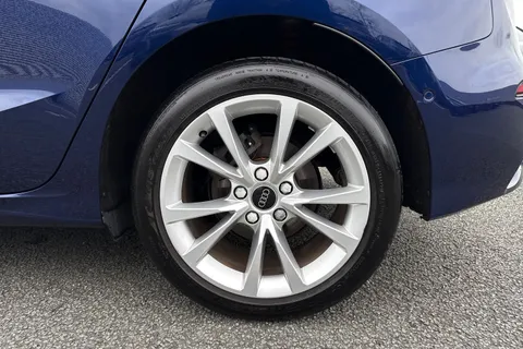 MC25KZT Audi A3 Sport 30 TFSI 116 PS S tronic Thumbnail #14