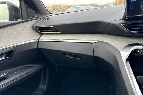 VA73EVW PEUGEOT 3008 1.5 BlueHDi GT EAT Euro 6 (s/s) 5dr Thumbnail #20