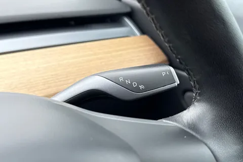 MA20NXO Tesla Model 3 Standard Range Plus Auto RWD 4dr Thumbnail #24