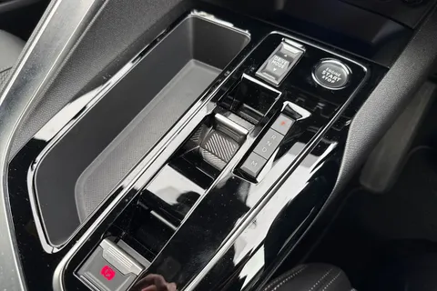 VA73EVW PEUGEOT 3008 1.5 BlueHDi GT EAT Euro 6 (s/s) 5dr Thumbnail #23