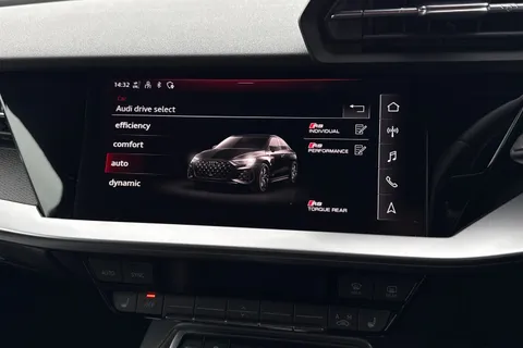 28 of 67 for Audi RS 3 RS 3 Saloon 400 PS S tronic