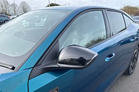 28 of 66 for PEUGEOT 408 1.2 HYBRID GT Fastback e-DSC6 Euro 6 (s/s) 5dr