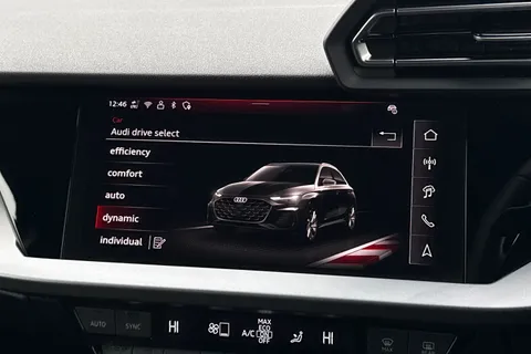 MC25KZT Audi A3 Sport 30 TFSI 116 PS S tronic Thumbnail #32