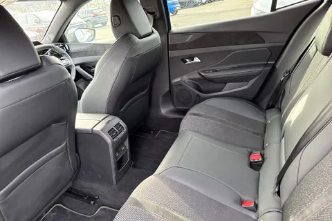 33 of 66 for PEUGEOT 408 1.2 HYBRID GT Fastback e-DSC6 Euro 6 (s/s) 5dr