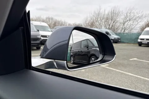 MA20NXO Tesla Model 3 Standard Range Plus Auto RWD 4dr Thumbnail #42