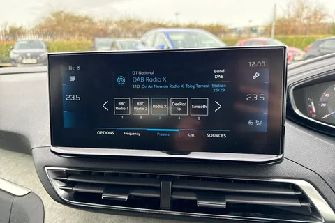 VA73EVW PEUGEOT 3008 1.5 BlueHDi GT EAT Euro 6 (s/s) 5dr Thumbnail #45