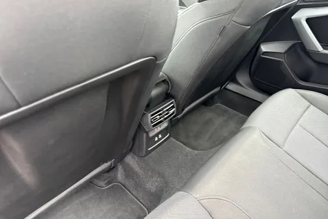 MC25KZT Audi A3 Sport 30 TFSI 116 PS S tronic Thumbnail #52