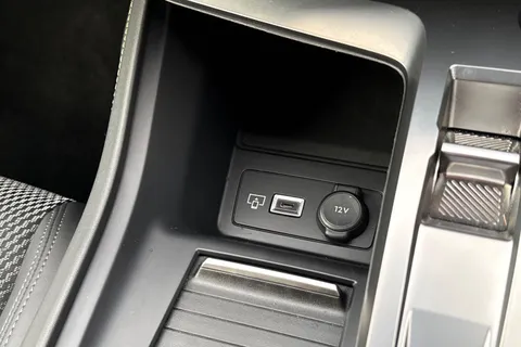 51 of 66 for PEUGEOT 408 1.2 HYBRID GT Fastback e-DSC6 Euro 6 (s/s) 5dr