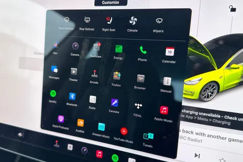 MA20NXO Tesla Model 3 Standard Range Plus Auto RWD 4dr Thumbnail #55