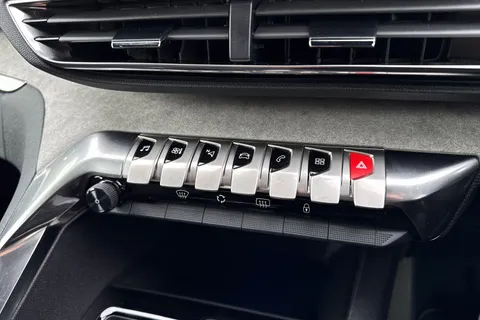 VA73EVW PEUGEOT 3008 1.5 BlueHDi GT EAT Euro 6 (s/s) 5dr Thumbnail #55