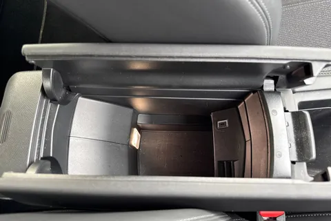 56 of 66 for PEUGEOT 408 1.2 HYBRID GT Fastback e-DSC6 Euro 6 (s/s) 5dr