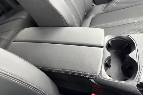 VA73EVW PEUGEOT 3008 1.5 BlueHDi GT EAT Euro 6 (s/s) 5dr Thumbnail #59