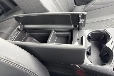 VA73EVW PEUGEOT 3008 1.5 BlueHDi GT EAT Euro 6 (s/s) 5dr Thumbnail #60