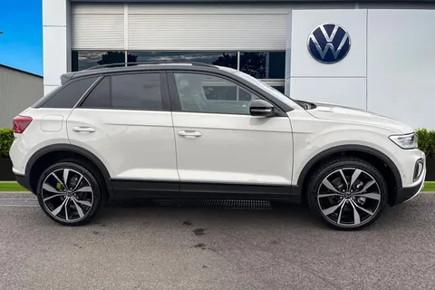  Volkswagen T-Roc 1.5 TSI Style Design DSG Euro 6 (s/s) 5dr Thumbnail #4