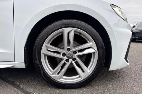 DX20WKM Audi A1 1.0 TFSI 25 S line Sportback Euro 6 (s/s) 5dr Thumbnail #10