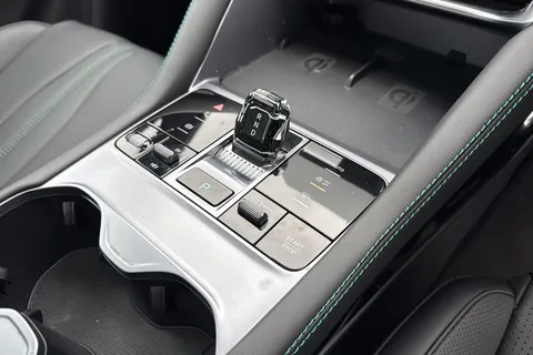 LA25RZC BYD Seal U 1.5 DM-i 18.3kWh Boost CVT Auto Euro 6 (s/s) 5dr Thumbnail #20