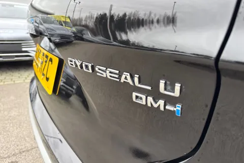 LA25RZC BYD Seal U 1.5 DM-i 18.3kWh Boost CVT Auto Euro 6 (s/s) 5dr Thumbnail #31