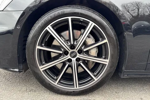 PN75FNZ Audi A6 Saloon Black Edition 50 TFSI e quattro 299 PS S tronic Thumbnail #13
