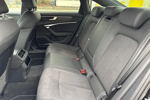 PN75FNZ Audi A6 Saloon Black Edition 50 TFSI e quattro 299 PS S tronic Thumbnail #19